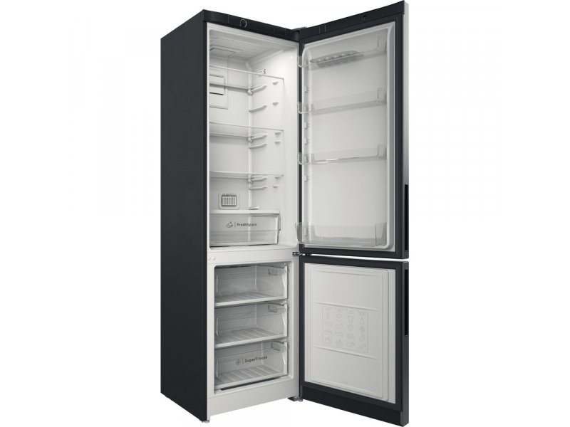 Indesit ITR 4200 S — обе двери открыты, внутреннее устройство холодильной и морозильной камер с LED-освещением