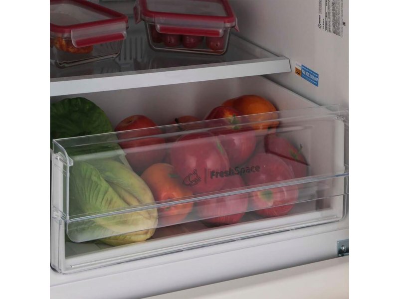 Indesit ITS 4200 E ящик для овощей и фруктов с продуктами демонстрация вместимости