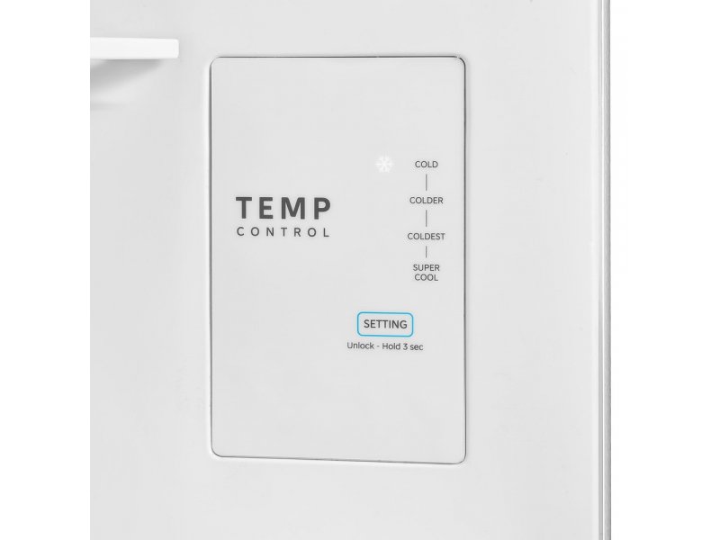 Midea MDRB510FGF33IDM в интерьере кухни — бежевый холодильник вписан в скандинавский стиль