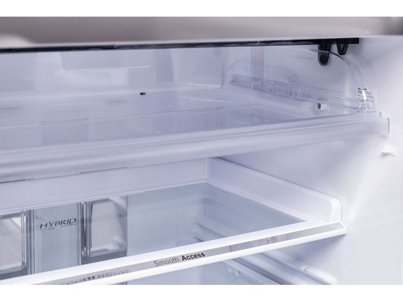 Sharp SJXP59PGRD — внутренняя часть холодильной камеры 430 л, выдвижные ящики и система Hybrid