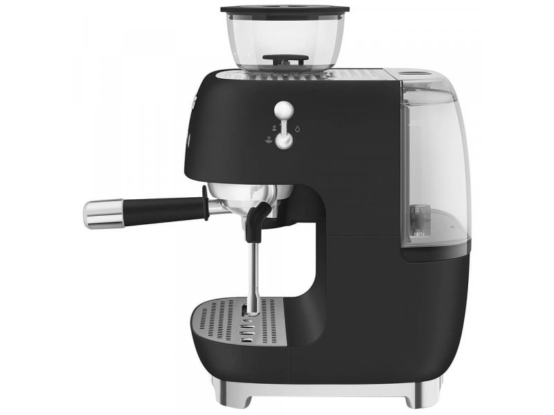Smeg EGF03BLMEU вид сзади — резервуар для воды, корпус из нержавеющей стали, ножки