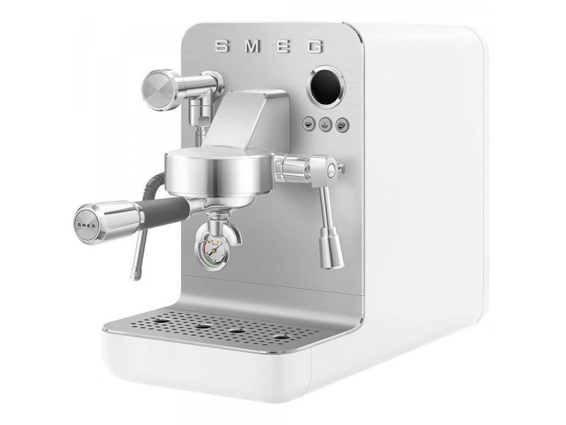 Smeg EMC02WHMEU вид в три четверти группа эспрессо паровой кран панель управления
