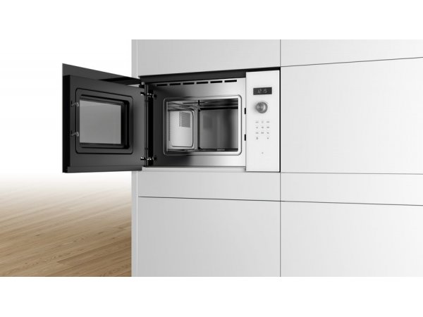 Bosch BFL524MW0 открытая дверца внутренняя камера из нержавеющей стали вид в перспективе