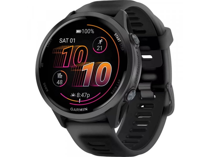 Garmin Forerunner 570 47mm на руке — AMOLED-экран с интерфейсом тренировки, время 8:47, заряд 100%