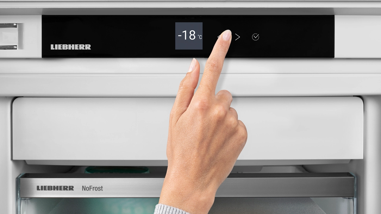 Liebherr CNsfd 7723-20 сенсорная панель управления с LCD-дисплеем температуры −18 °C