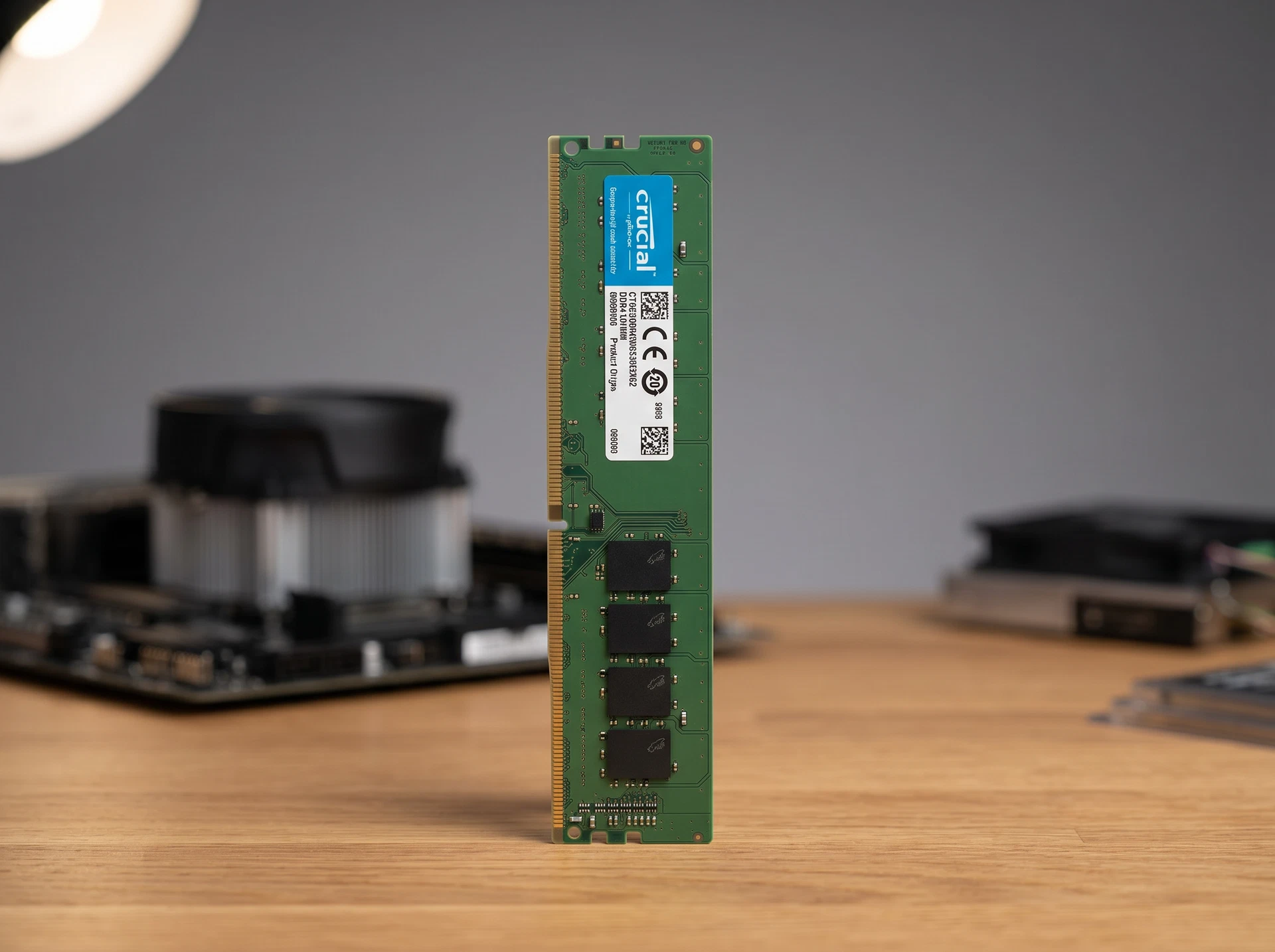 Оперативная память Crucial CT8G4DFRA32A, DDR4 1х 8ГБ 3200 МГц, DIMM, RTL - фото в интерьере