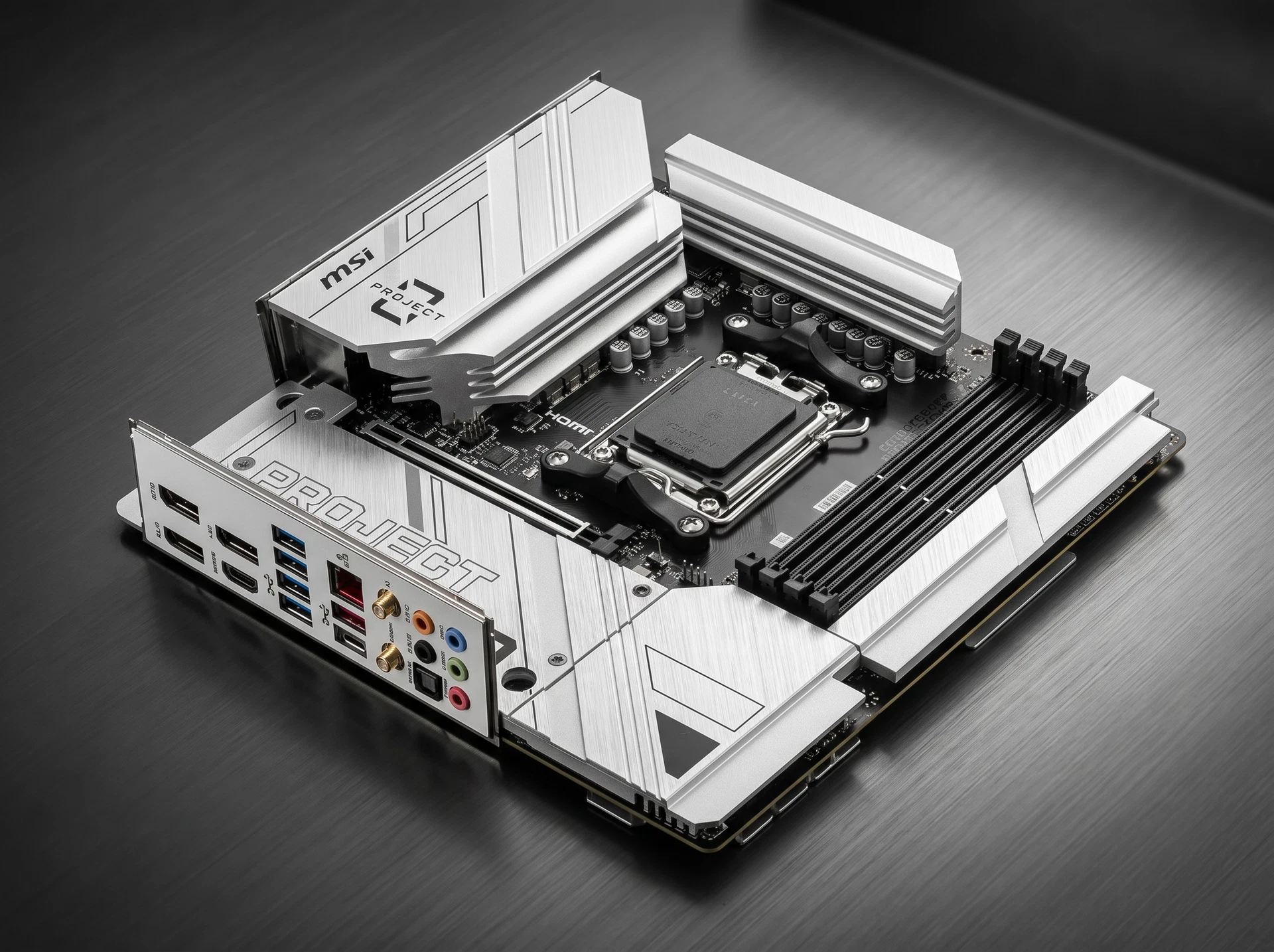 Материнская плата MSI B650M Project Zero B650, Socket AM5, AMD B650, mATX, RTL - фото в интерьере