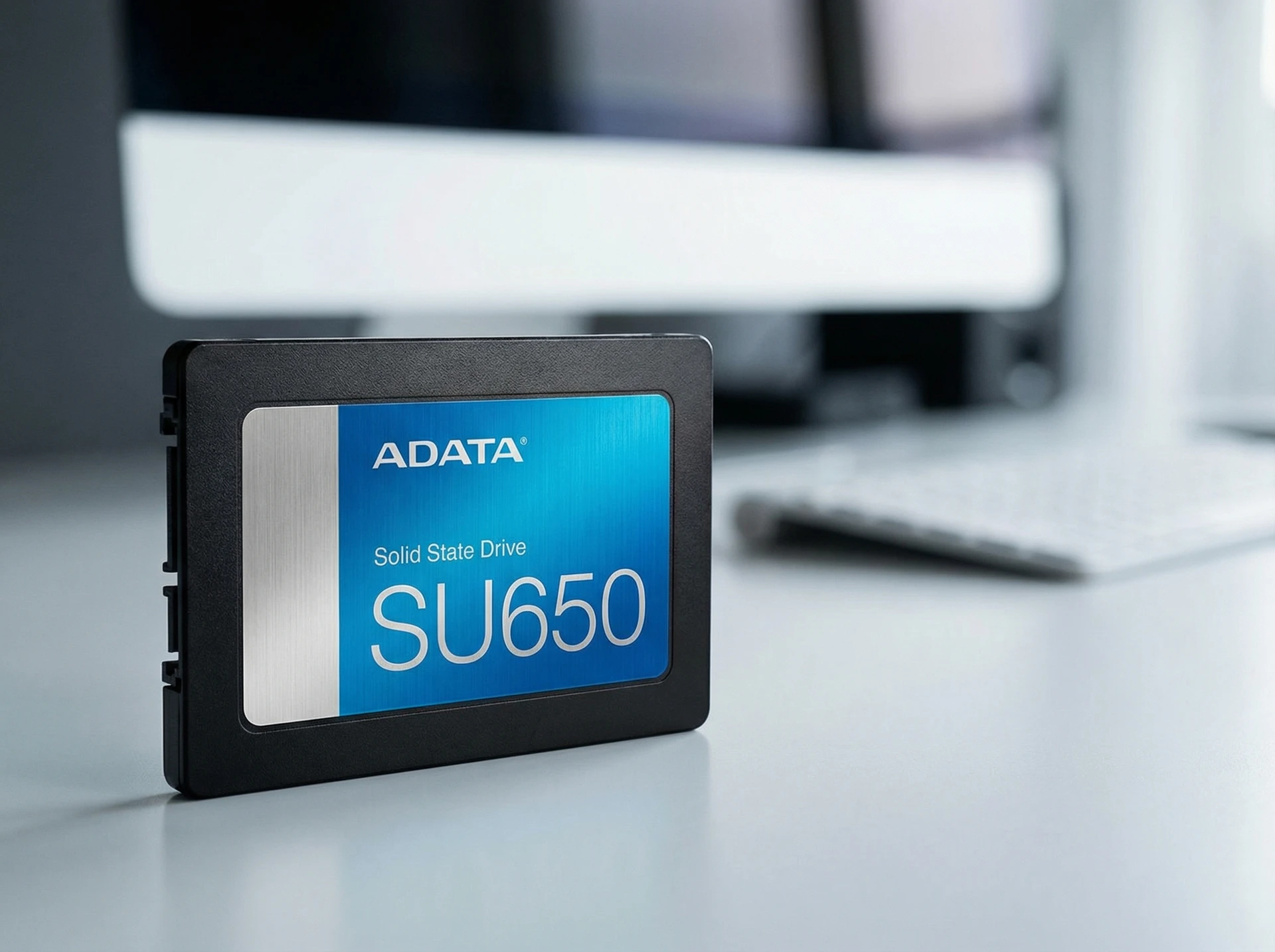 SSD накопитель ADATA SU650 480ГБ, 2.5" SATA, SATA III, [ASU650SS-480GT-R] - фото в интерьере