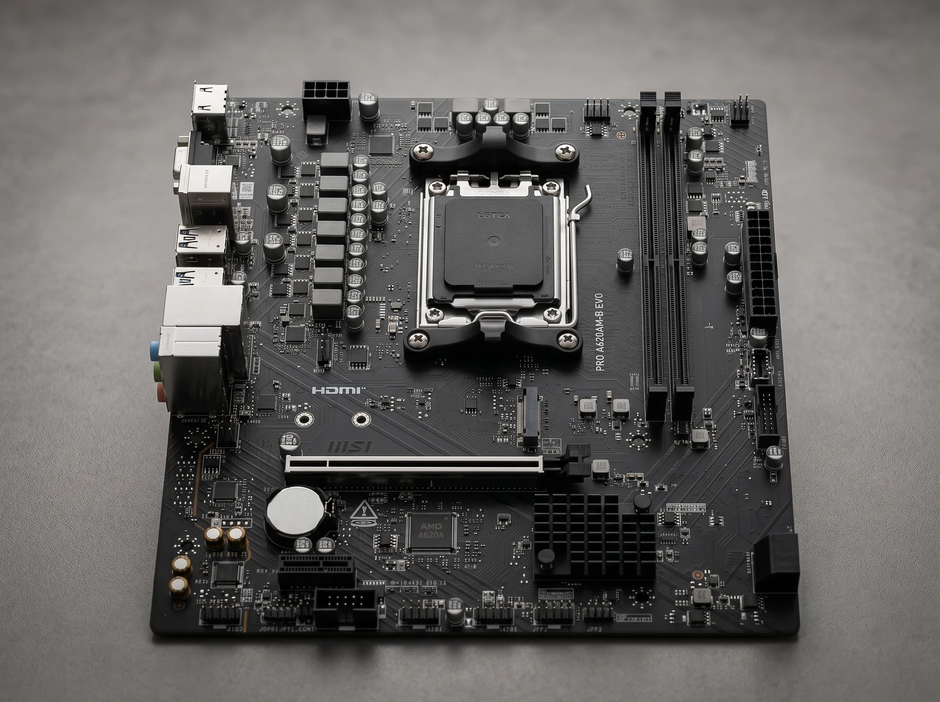 Материнская плата MSI Pro A620AM-B Evo, Socket AM5, AMD A620A, mATX, RTL - фото в интерьере