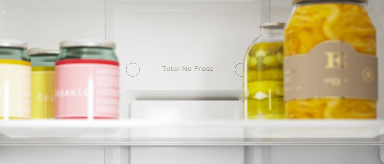 Indesit ITR 4200 W морозильная камера снизу три ящика No Frost